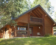 Load image into Gallery viewer, Holiday Club Hannunkivi