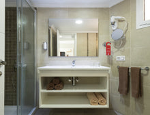 Load image into Gallery viewer, Holiday Club Vista Amadores